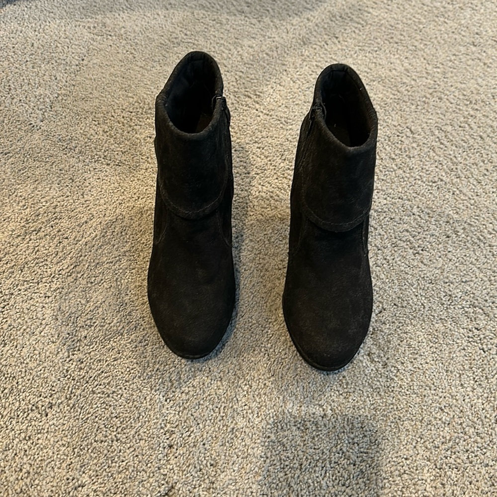 Black boots